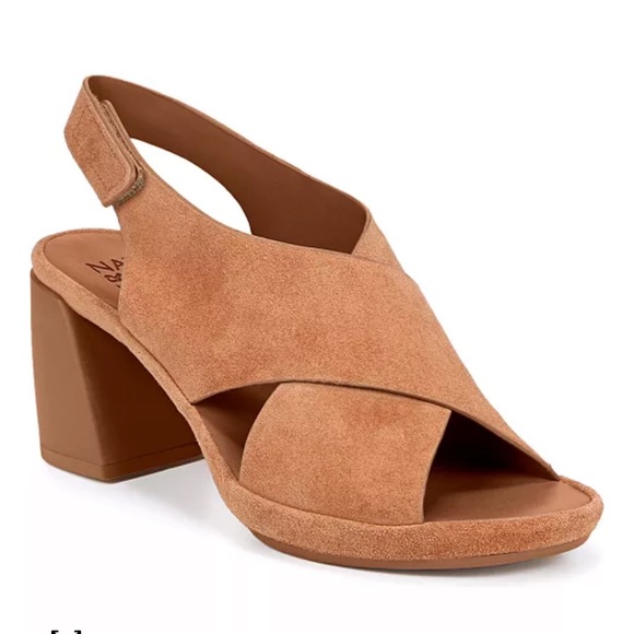 NATURALIZER Genn-Leap Slingback Sandals